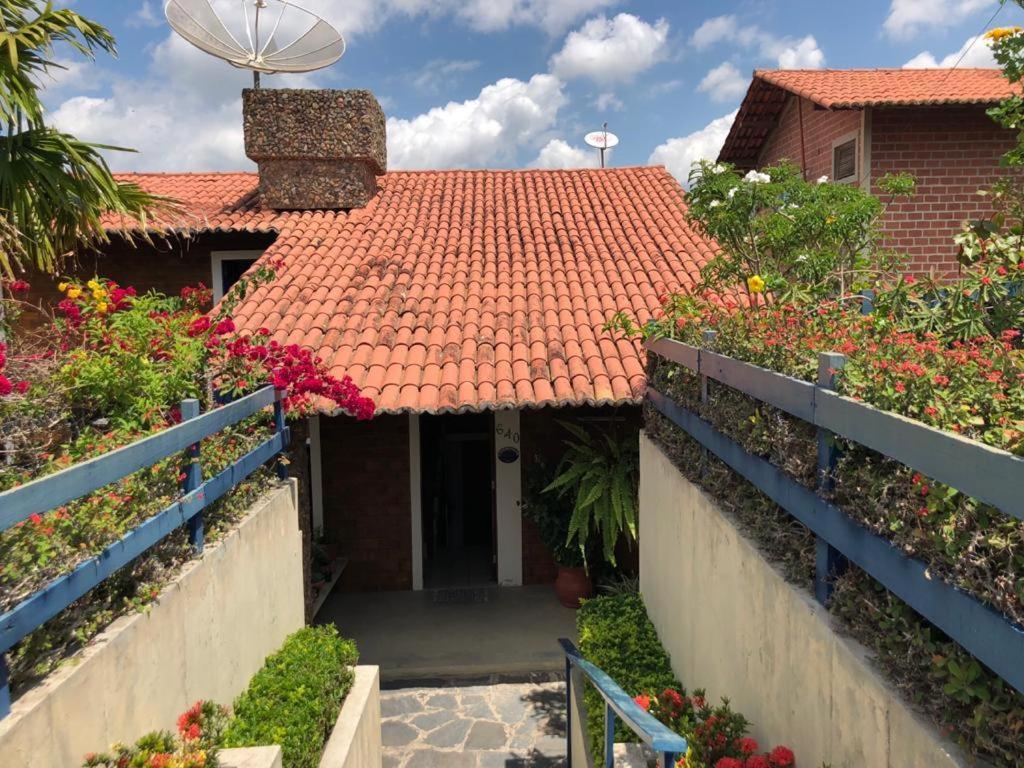 Casa Cantinho da Paz, seu lazer completo, churrasqueira, piscina e muita tranquilidade Gravatá Exterior foto